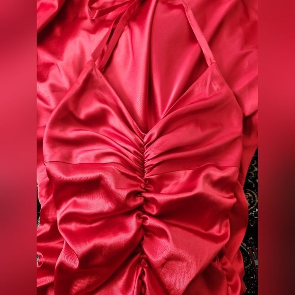 Jessica McClintok Full Length Halter Scrunch Red Satin Dress sz 6 - Picture 8 of 14